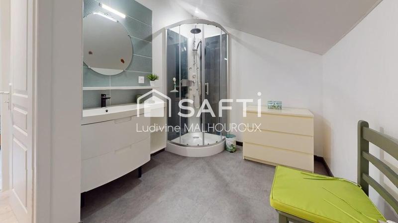 Maison - 136 m² - 6 pièces