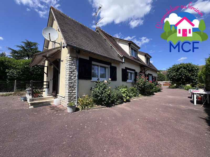 Maison traditionnelle - 121 m² - 7 pièces