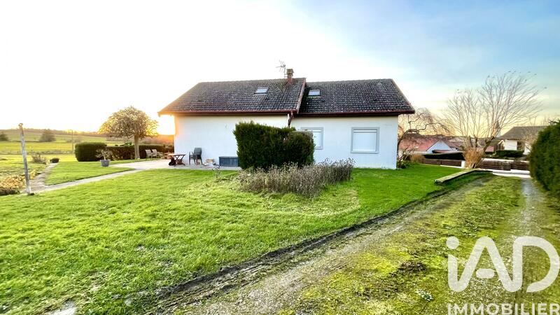 Maison - 150 m² - 8 pièces