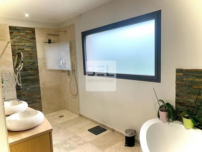 Villa - 148 m² - 5 pièces