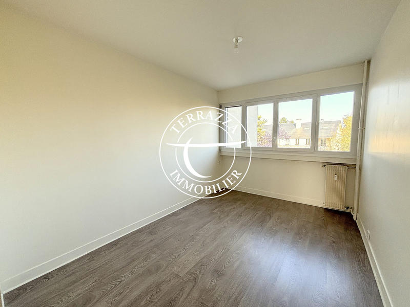 Appartement - 97 m² - 5 pièces