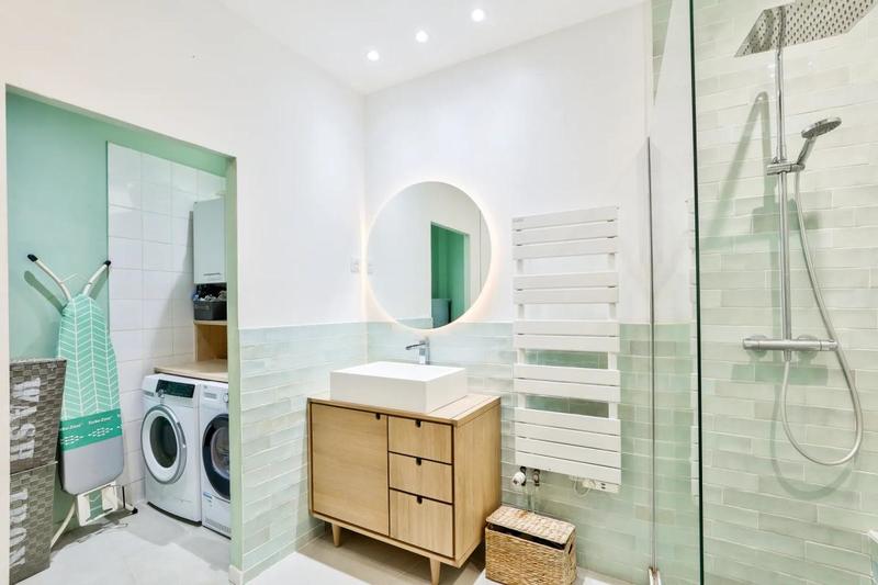 Appartement - 234 m² - 8 pièces