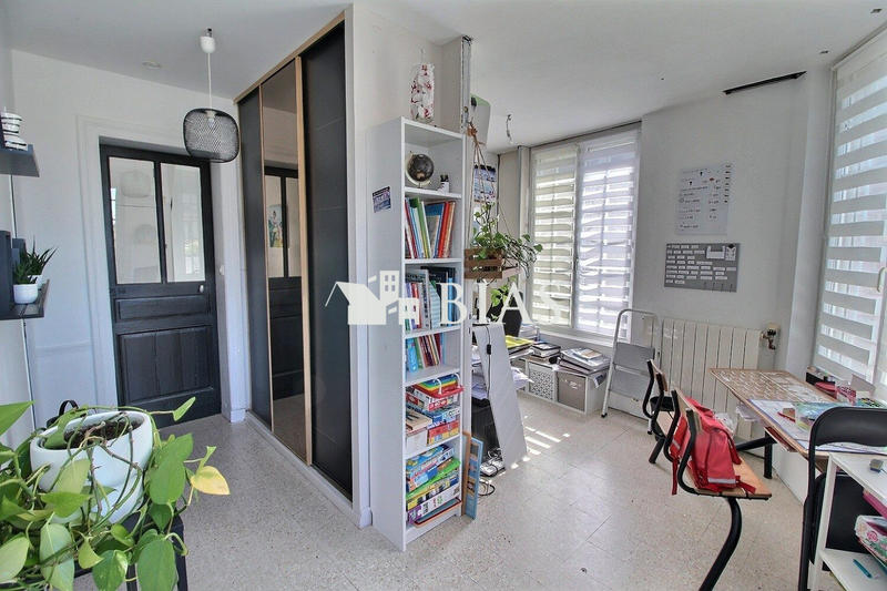 Maison ancienne - 258 m² - 15 pièces