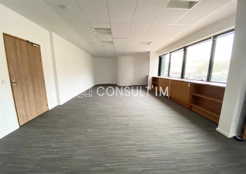 Bureau - 378 m²