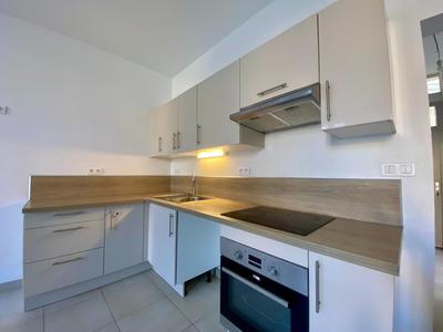 Appartement - 75 m² - 3 pièces