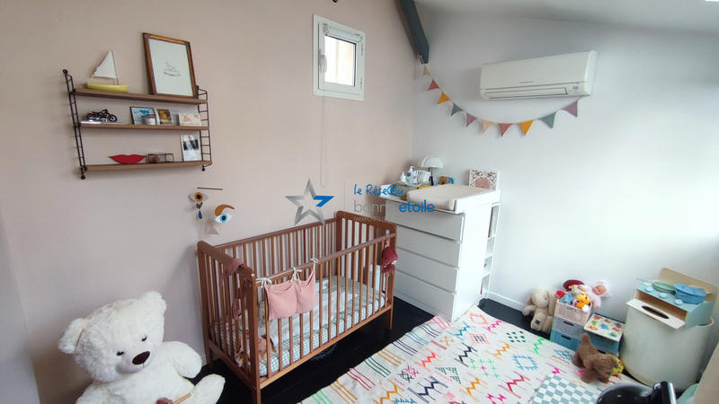 Loft - 83 m² - 3 pièces