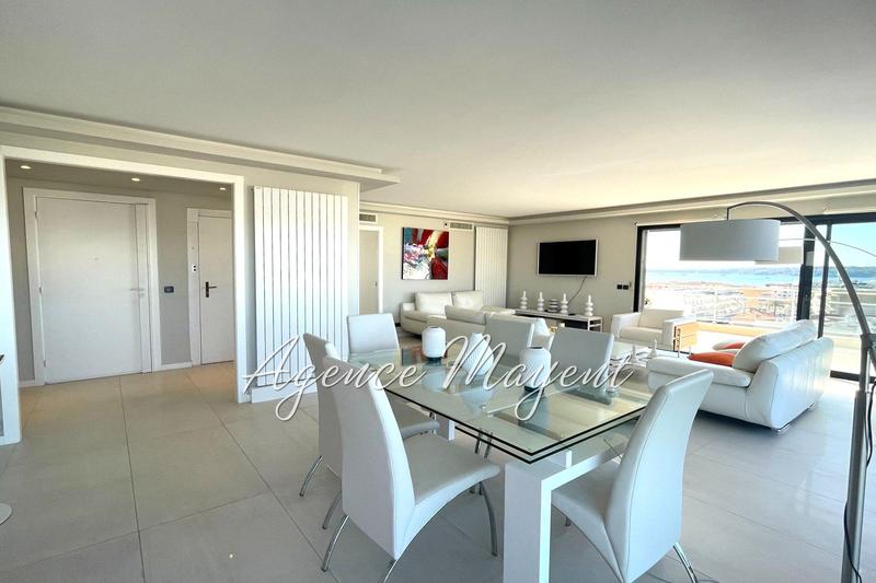 Appartement - 150 m² - 5 pièces