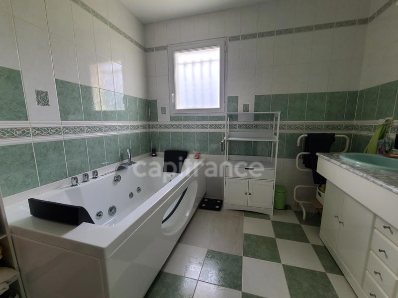 Maison - 103 m² - 5 pièces