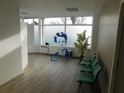 Local d'activités - 60 m² - 2 pièces