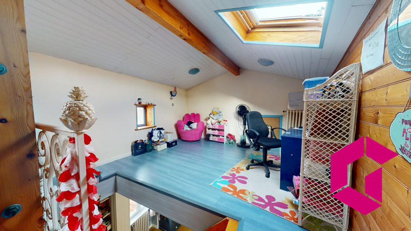 Maison - 158 m² - 5 pièces