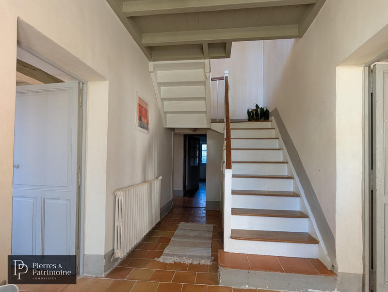 Maison - 290 m² - 10 pièces