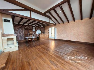 Maison ancienne - 305 m² - 13 pièces