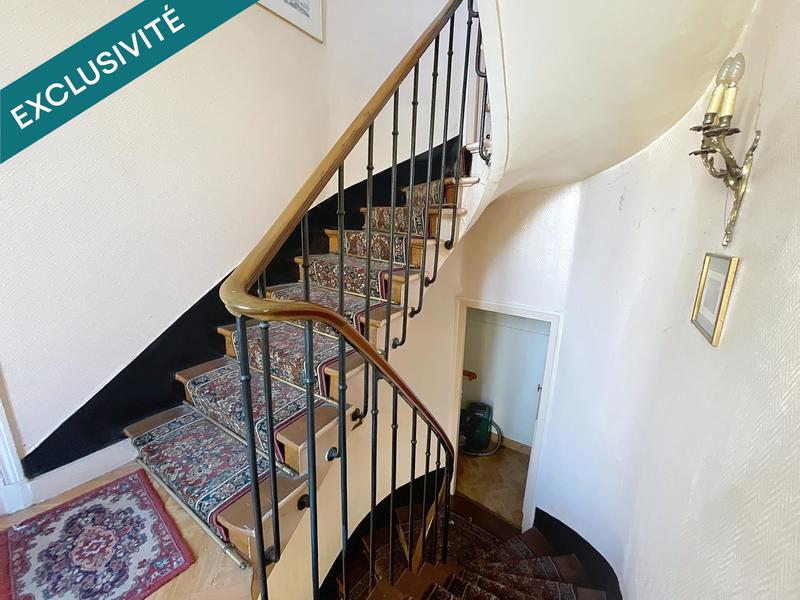 Maison - 140 m² - 6 pièces