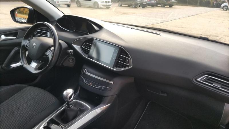Peugeot 308 II 1.2 PureTech 110 Style - 5 places