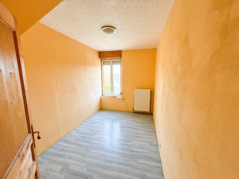 Maison - 96 m² - 4 pièces