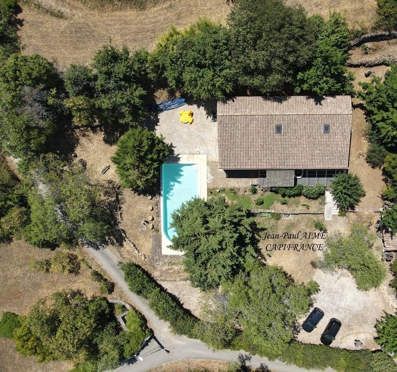 Maison - 200 m² - 7 pièces