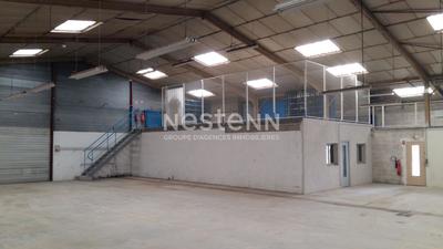 Entrepôt - 10 000 m²