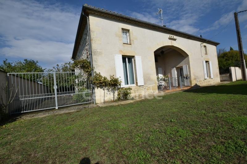 Maison - 265 m² - 7 pièces