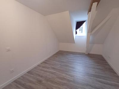 Appartement - 98 m² - 4 pièces