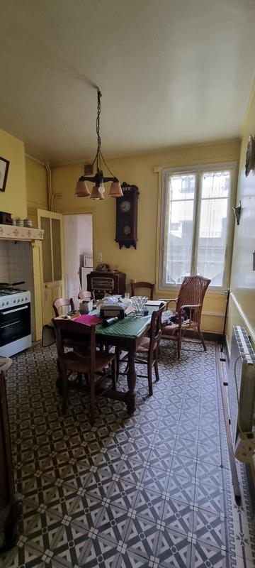 Maison - 147 m² - 5 pièces