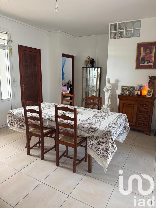 Maison - 185 m² - 8 pièces