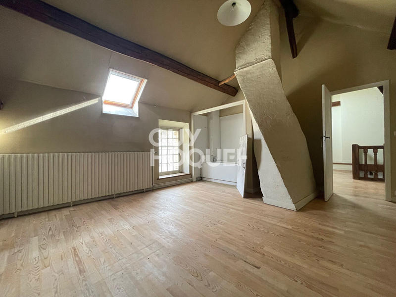 Maison - 200 m² - 7 pièces