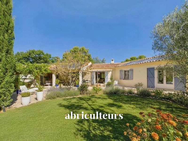 Maison ancienne - 261 m² - 12 pièces