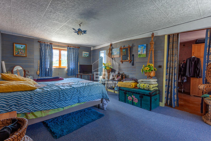 Maison - 176 m² - 7 pièces