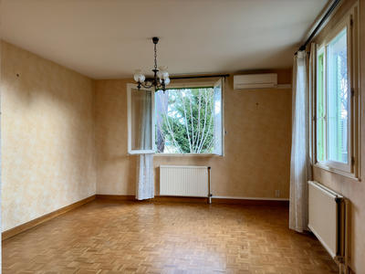 Maison - 96 m² - 5 pièces