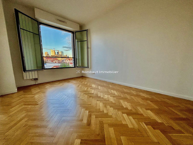 Appartement - 75 m² - 4 pièces