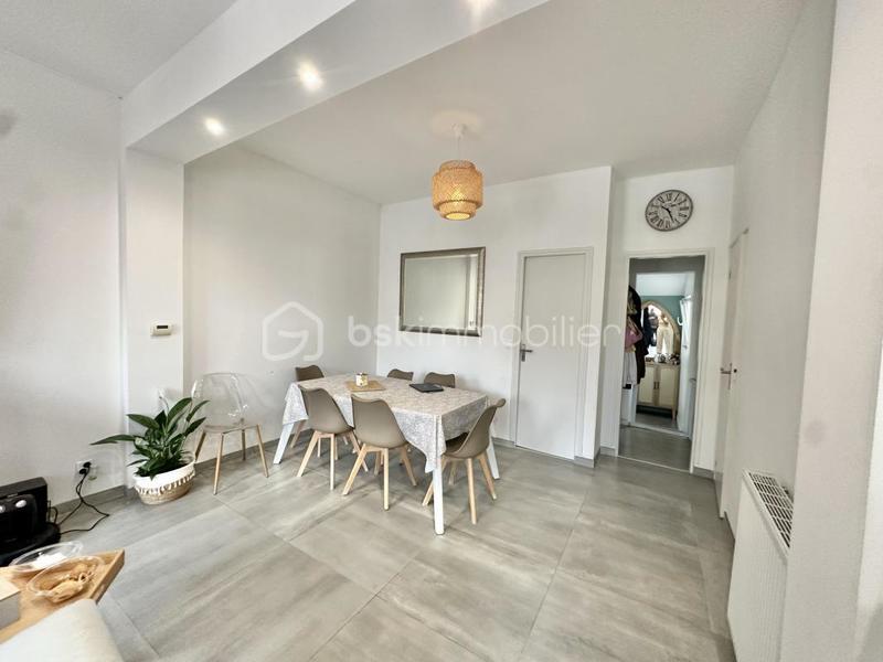 Pavillon - 100 m² - 6 pièces