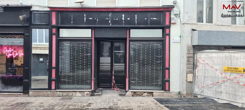 Local commercial - 100 m² - 2 pièces