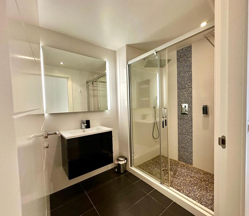 Appartement - 165 m² - 5 pièces