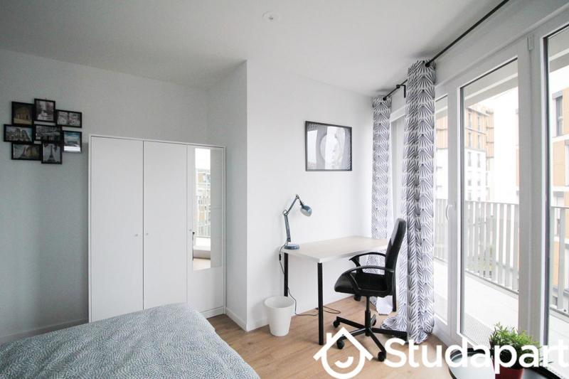 Chambre - 13 m² - 1 pièce