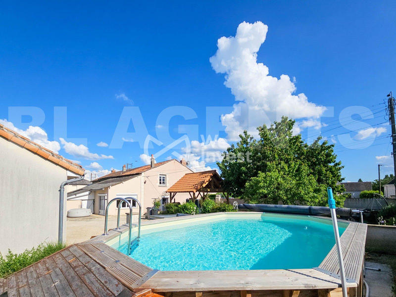 Maison - 160 m² - 5 pièces