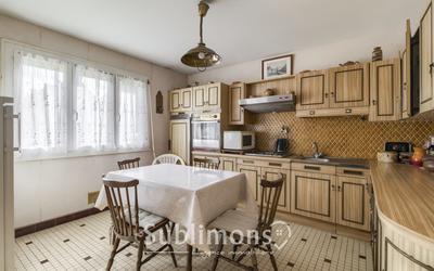 Maison traditionnelle - 125 m² - 6 pièces