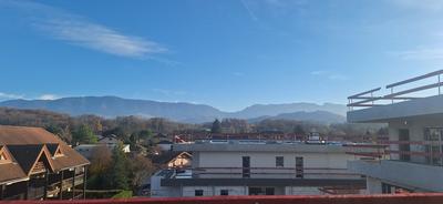 Appartement - 99 m² - 4 pièces