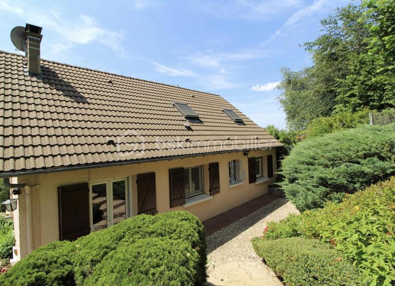 Pavillon - 130 m² - 6 pièces