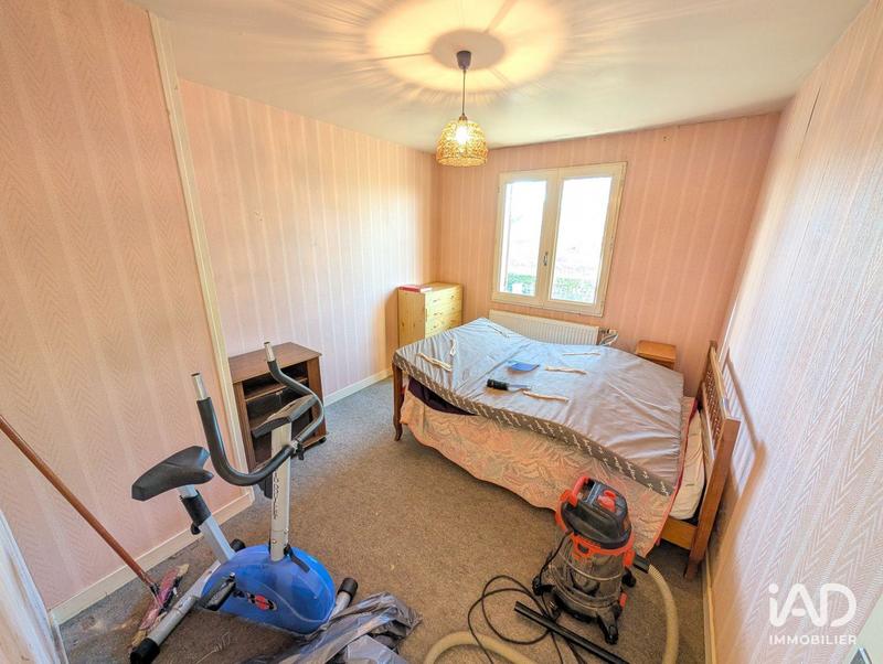 Maison - 92 m² - 5 pièces