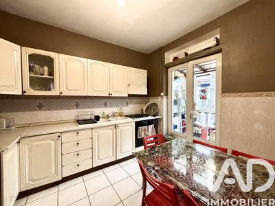 Maison de ville - 89 m² - 3 pièces