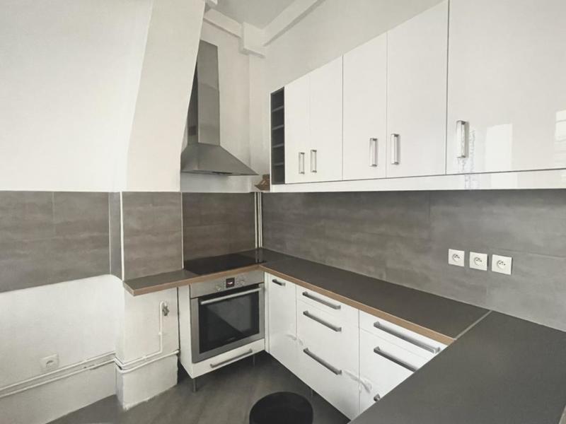 Appartement - 80 m² - 4 pièces