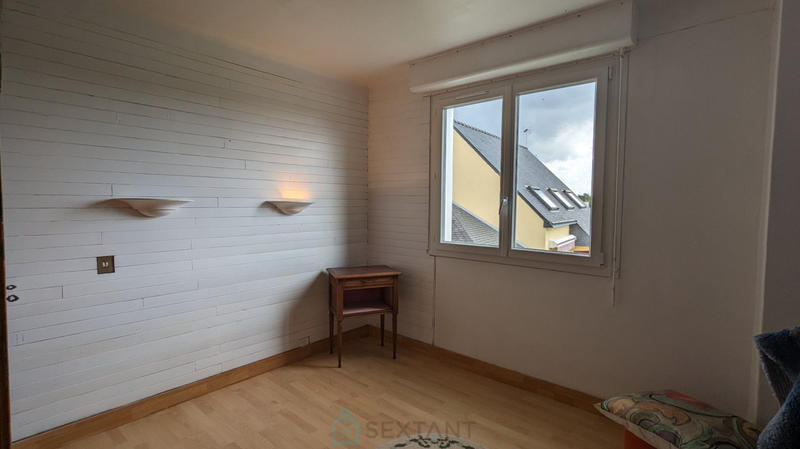 Maison - 168 m² - 9 pièces