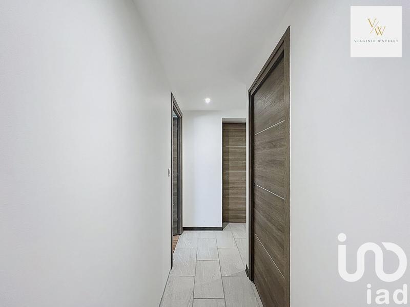 Maison - 222 m² - 7 pièces