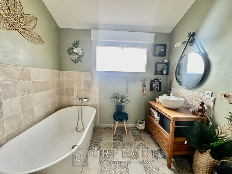 Maison - 97 m² - 4 pièces