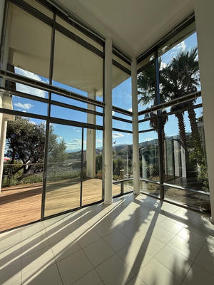 Duplex - 164 m² - 5 pièces