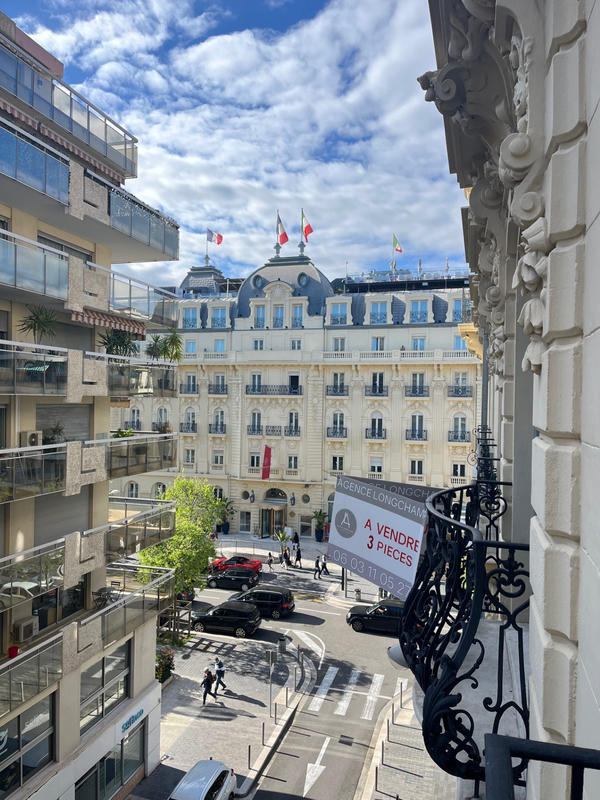 Appartement - 93 m² - 3 pièces