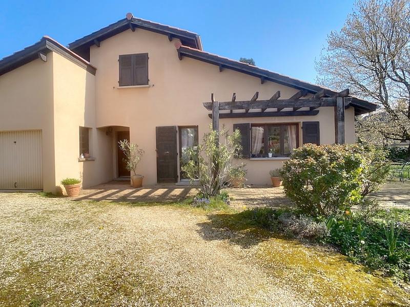 Maison - 144 m² - 6 pièces