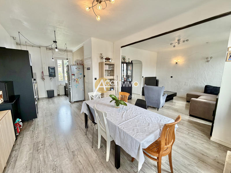 Maison - 172 m² - 8 pièces