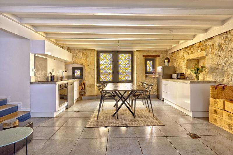 Appartement - 97 m² - 3 pièces