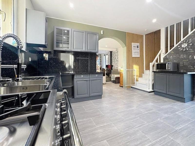 Maison - 100 m² - 5 pièces